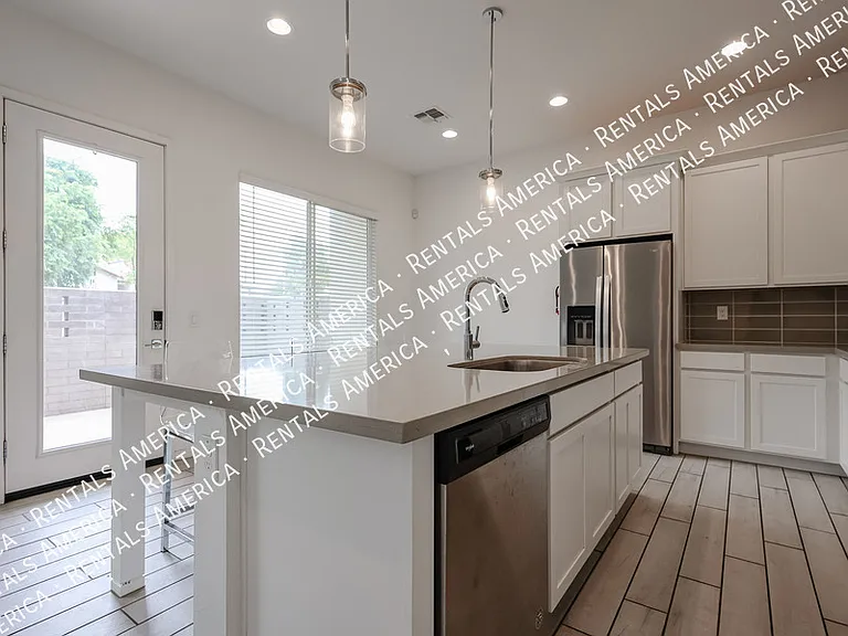901 S Smith Rd #1008 — Photo 10