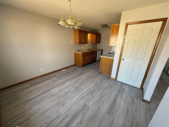 2nd image of 1300 Vest Dr #1300