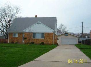 558 S Edward St, Oregon, OH 43616