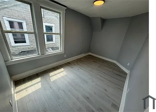592 Irvine Turner Blvd #3 — Photo 2