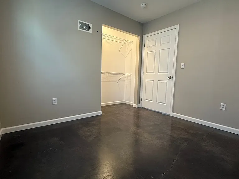 108 Presley Ave — Photo 7