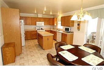 4th image of 3630 Marble Pl