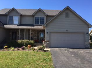 2207 Maggie Ln, Sycamore, IL 60178