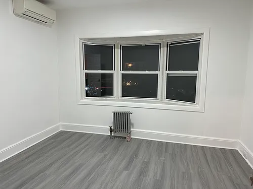 12131 5th Ave #1F Photo 1