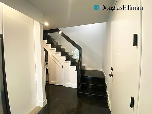 Rented by Douglas Elliman | media 27