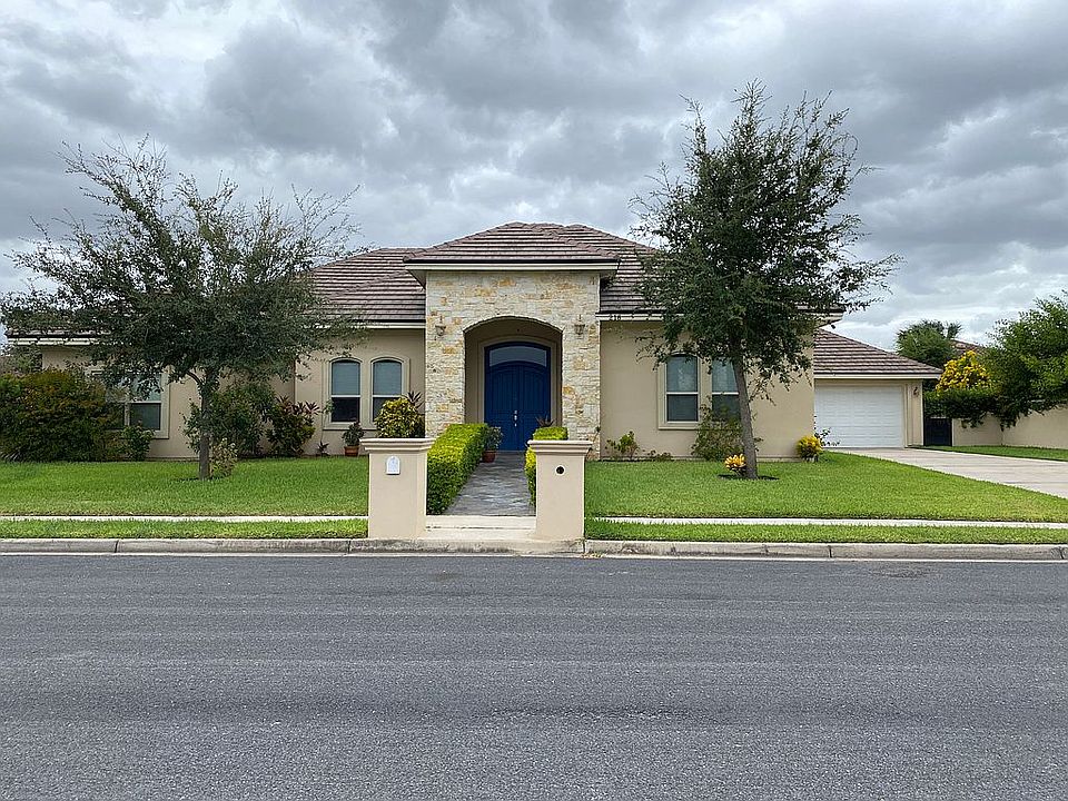 1st image of 216 Baylor Ave