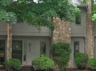3430 Stonehenge Sq, Roanoke, VA 24018
