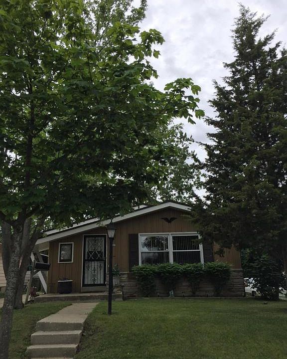 1st image of 8937 W Thurston Ave