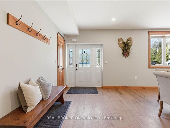 4th image of 4589 Watson Rd N