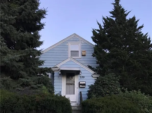 239 Princess Ave, Cranston, RI 02920