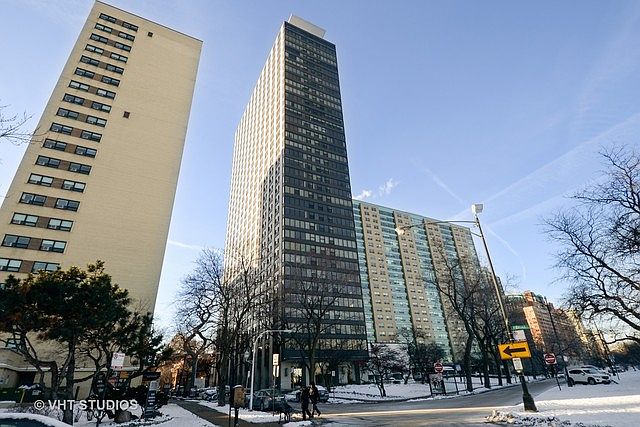 1st image of 3150 N Lake Shore Dr APT 23D