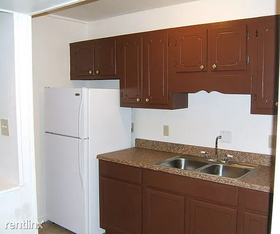1002 N Hemlock St — Photo 75