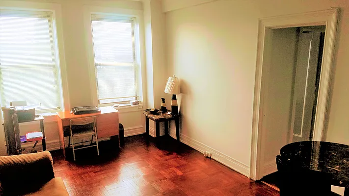 Sold by Douglas Elliman | media 17