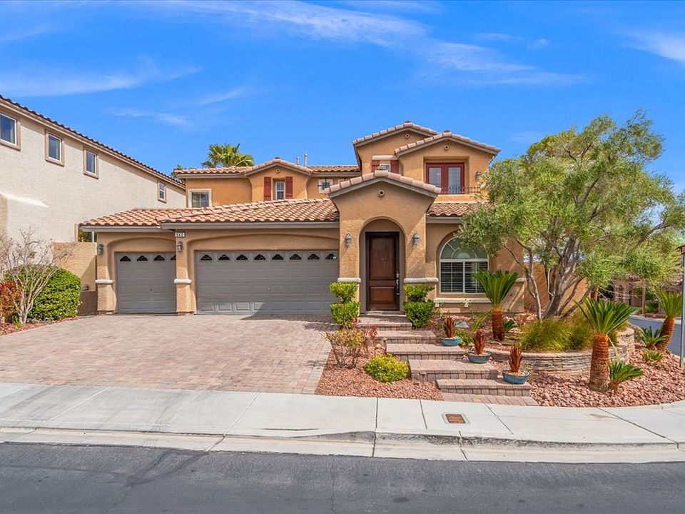 1st image of 542 Los Dolces St