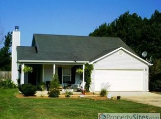 106 Meadow Green Dr, New Market, AL 35761