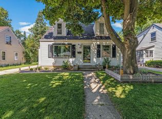 3901 N 86th St, Milwaukee, WI 53222