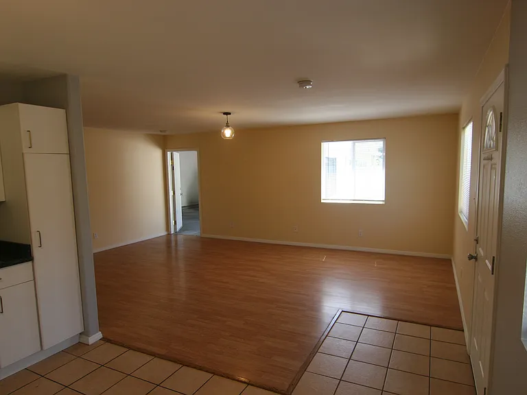 24604 Eshelman Ave — Photo 7