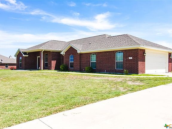3rd image of 459 Gaylon Dr