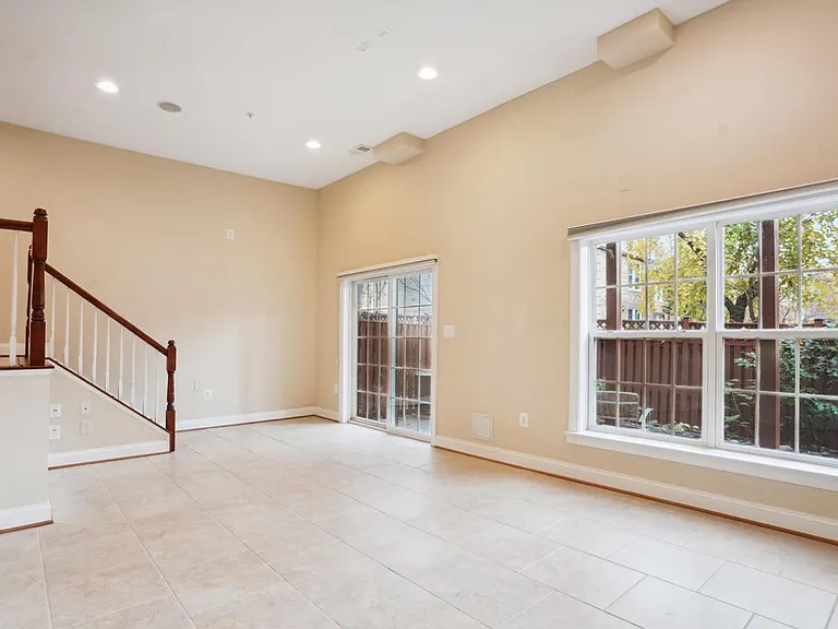 8062 Criaza Branch Ct — Photo 33