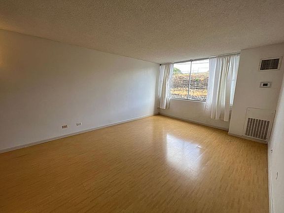 5th image of 3045 Ala Napuaa Pl APT 310