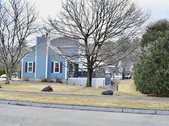 4th image of 10 Indian Fern Dr