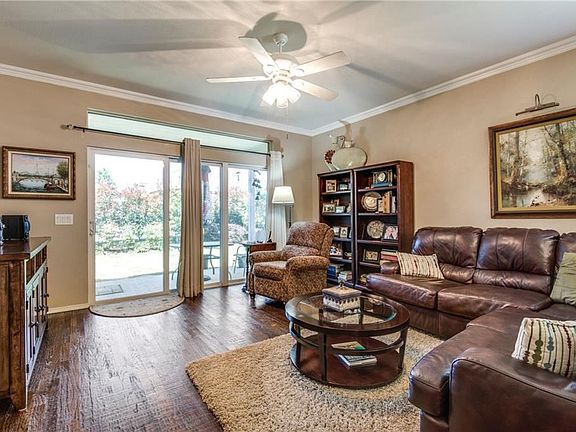 5th image of 7847 Palmer Ct