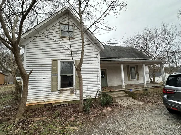 344 N Main St, Mooresboro, NC 28114