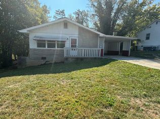 306 Woodhaven Ln, Clinton, TN 37716