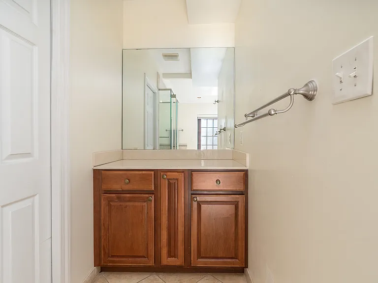 1820 Calvert St NW — Photo 54