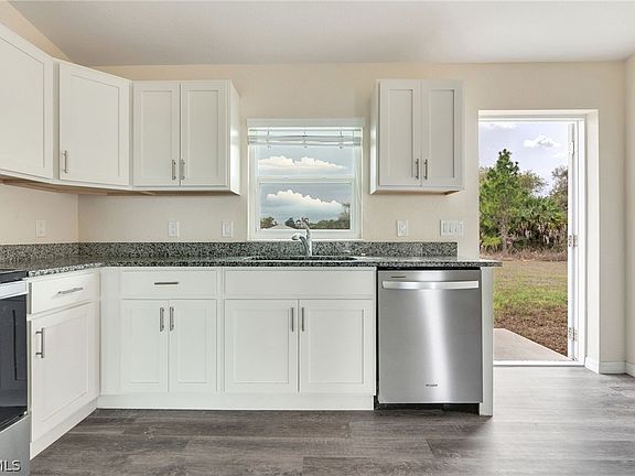 5th image of 1405 Inwood Rd
