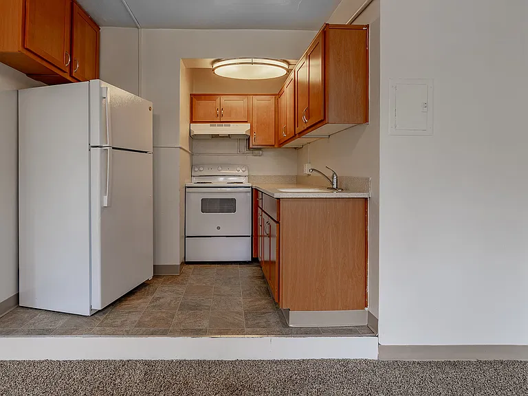 519 Washington St SE — Photo 4