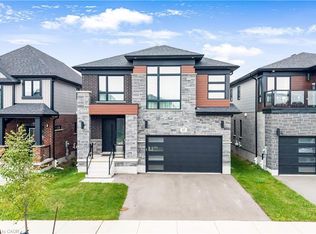 27 Jacob Detweiller Dr, Kitchener, ON N2P0K7