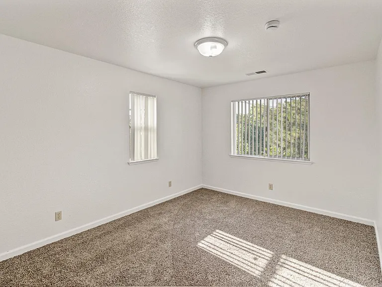 5125 2nd Ave — Photo 9