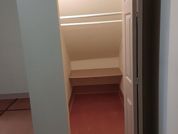 4th image of 2313 S Albany Ave #1F
