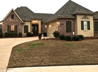 521 Tupelo Dr, Bossier City, LA 71111