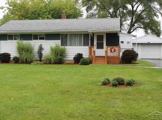 1325 Prueter Rd, Saginaw, MI 48601