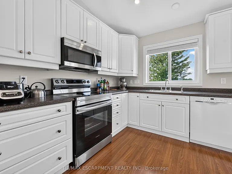 86 Golden Acres Dr — Photo 22