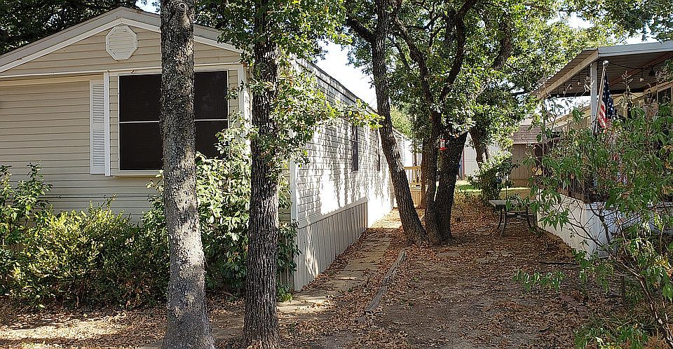 1st image of 5200 Lake Shore Ln Lot 11