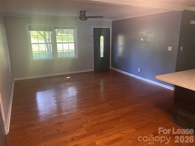 1320 Jamestown Rd — Photo 4