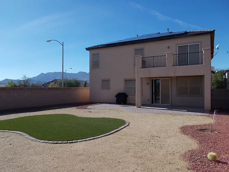 6408 Trautman Ct — Photo 38