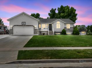 3609 W Jupiter Hills Dr, Syracuse, UT 84075