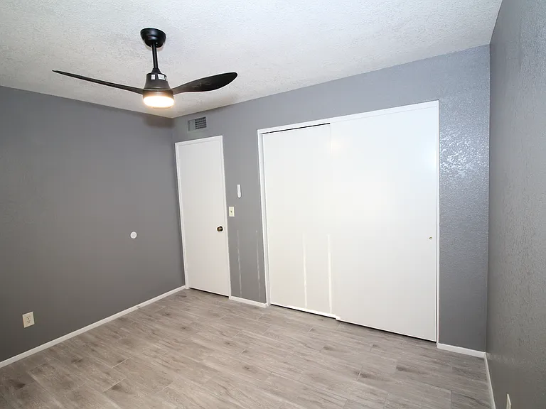 505 N Laveen Dr — Photo 15