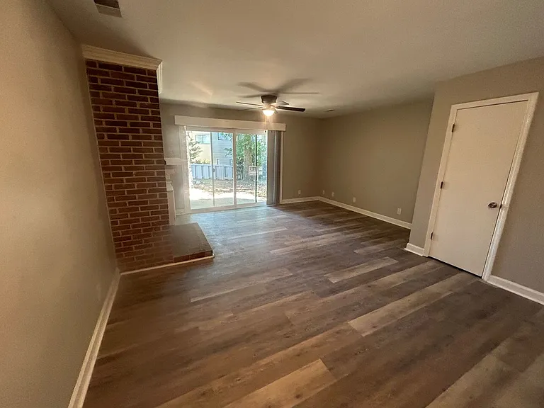 240-10 Jamil Rd — Photo 3