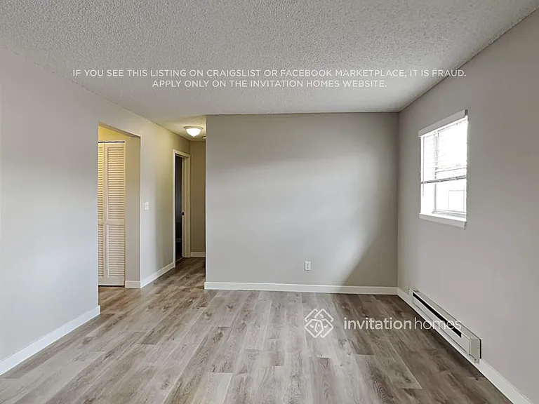 18339 E Iowa Dr — Photo 8