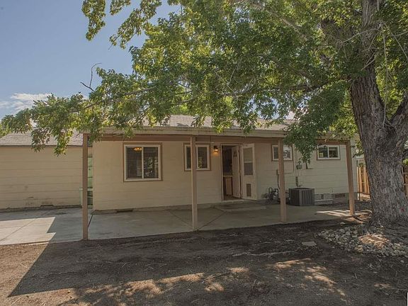 5th image of 1385 Tanglewood Dr