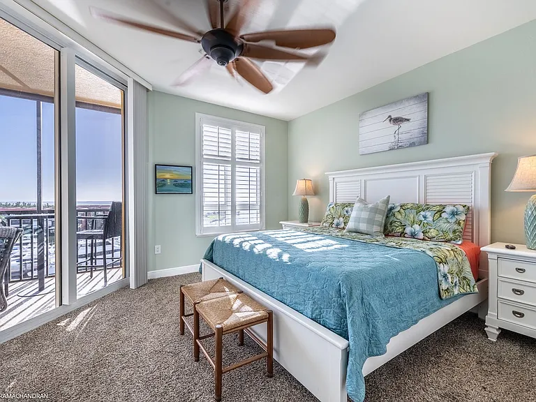 3313 Sunset Key Cir #402 — Photo 27