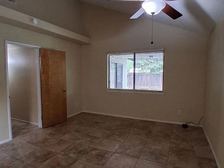 1681 E Shea Dr — Photo 8