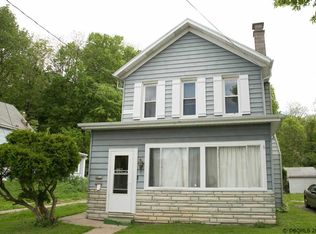 1918 Ellis St, Dubuque, IA 52001