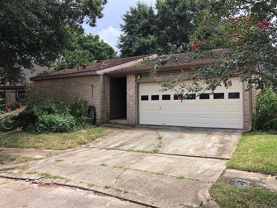 1st image of 5111 Spruce Forest Dr