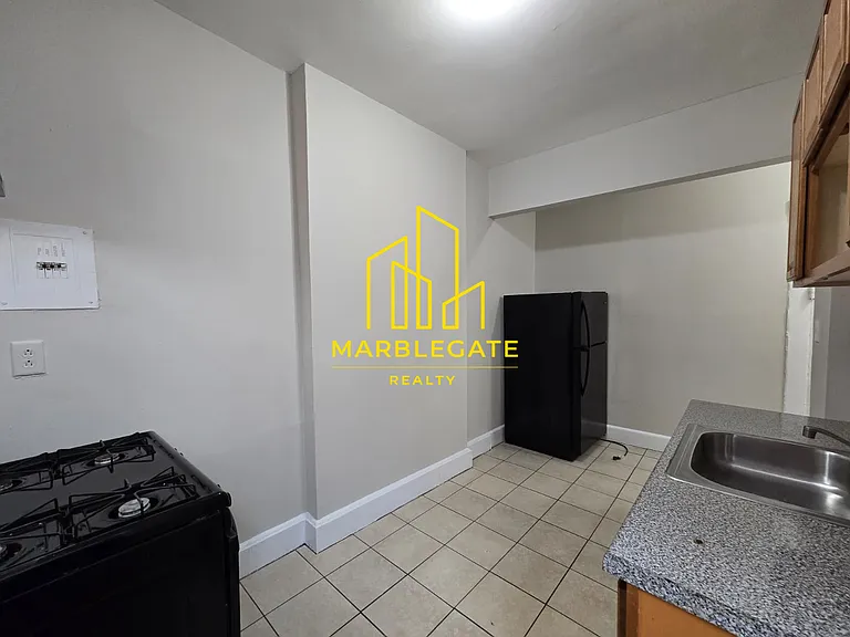 220 Roseville Ave #3066 — Photo 2